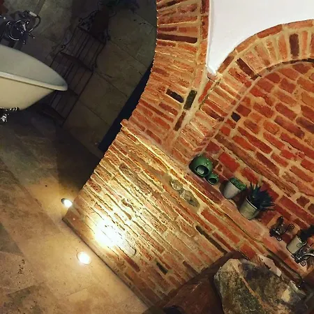 R Montepulciano *